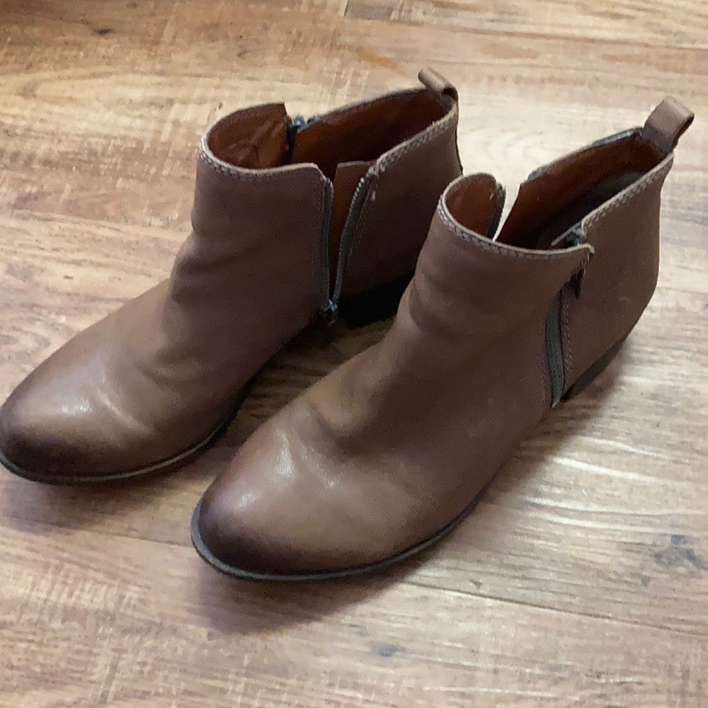 Lucky Basel Boots
